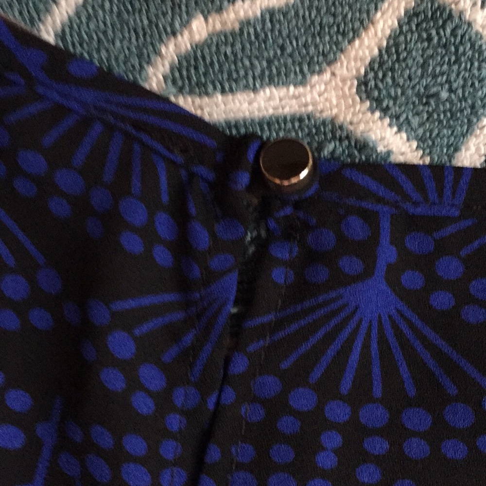 Pretty blouse - Picture 5 of 9